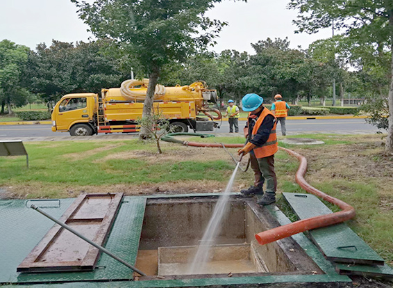 黄龙化油池清理